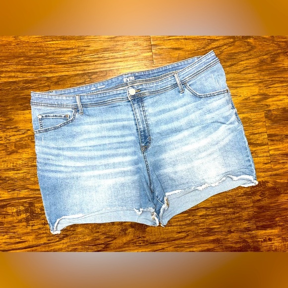 Evri High Rise Shorts Size 24W - Picture 1 of 7